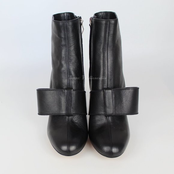 VALENTINO GARAVANI Bow Leather Ankle Boots – Statement Heels for Elegant Nights - Picture 3 of 15